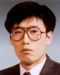 판사인 김동윤의 대표 이미지