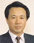 변호사, (전직)판사인 김성룡의 대표 이미지