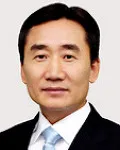 관리공단인, (전직)행정공무원인 신영철의 대표 이미지