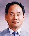 (전직)대학교수, (전직)대학학장인 정순영의 대표 이미지