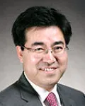변호사인 이병주의 대표 이미지