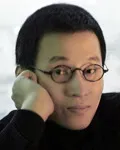 소설가인 이정명의 대표 이미지