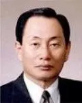 정당인인 윤영호의 대표 이미지
