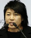패션디자이너인 박춘무의 대표 이미지
