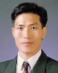 변호사, (전직)검사인 이경우의 대표 이미지