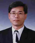 대학교수인 이성호의 대표 이미지