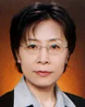 대학교수인 김진영의 대표 이미지