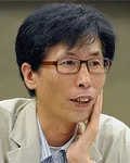 평론가, 기자인 배국남의 대표 이미지
