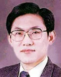 의사, (전직)대학교수인 황유성의 대표 이미지