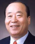 정무직공무원, (전직)국회의원, (전직)대학교수인 김현욱의 대표 이미지