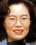 대학교수인 정수현의 대표 이미지