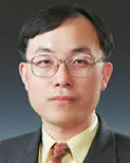 대학교수인 김석원의 대표 이미지