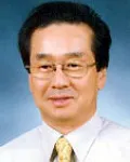 (전직)금융기관단체인, (전직)행정공무원인 김석원의 대표 이미지
