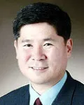 신문인, (전직)별정직공무원, (전직)신문기자인 김현종의 대표 이미지