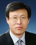 대학교수인 이영진의 대표 이미지
