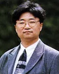 대학교수인 김우진의 대표 이미지