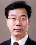 대학교수인 김정인의 대표 이미지