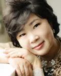 가수인 홍주희의 대표 이미지