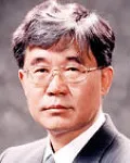 (전직)대학교수인 조영일의 대표 이미지