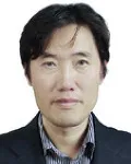 대학교수인 이기영의 대표 이미지