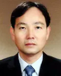 대학교수인 이동근의 대표 이미지