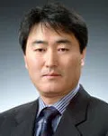 대학교수인 김재홍의 대표 이미지