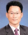 대학교수인 김현성의 대표 이미지