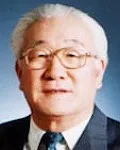 (전직)대학총장, (전직)목사, (전직)기업인인 김소영의 대표 이미지