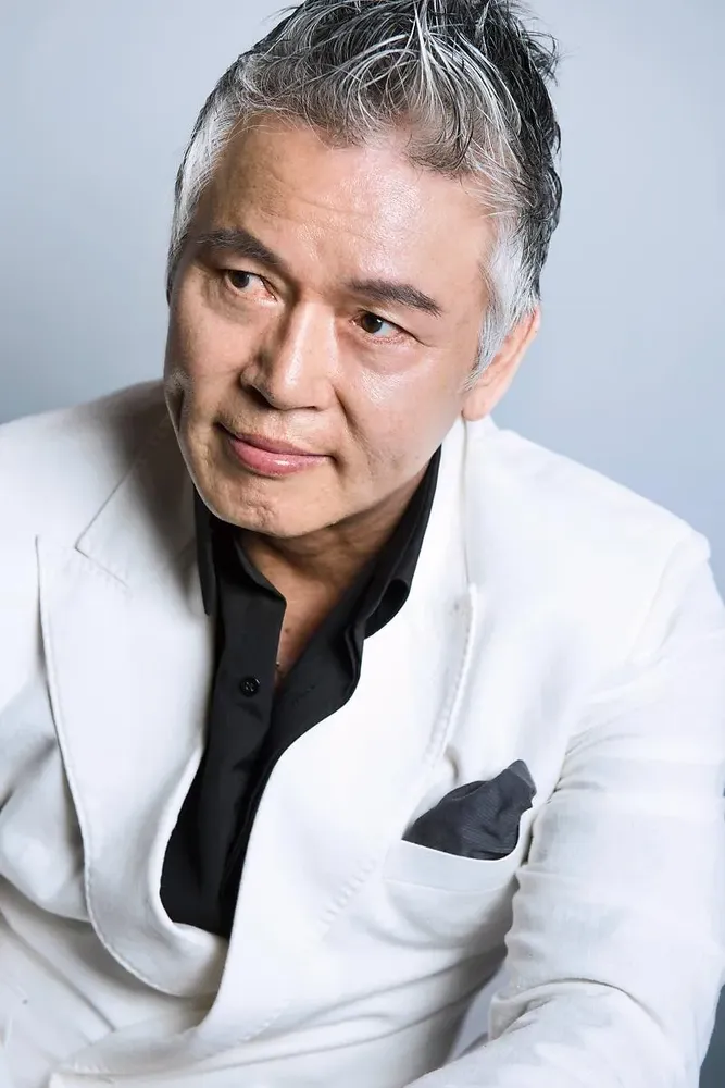 탤런트, 영화배우인 이동준의 대표 이미지