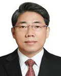 국영기업인, (전직)은행인인 홍택기의 대표 이미지