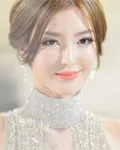 모델인 리잉즈의 대표 이미지