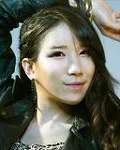 가수인 에스투의 대표 이미지