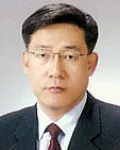대학교수인 김승우의 대표 이미지