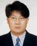대학교수인 이준호의 대표 이미지
