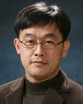 대학교수인 이준호의 대표 이미지