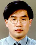 대학교수인 이승엽의 대표 이미지