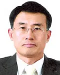 (전직)방송인인 박진석의 대표 이미지