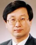출판인인 김정선의 대표 이미지