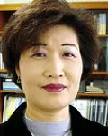 의사, 대학교수, (전직)별정직공무원인 김정희의 대표 이미지
