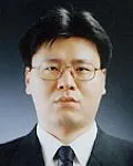 행정공무원, (전직)변호사인 이상준의 대표 이미지