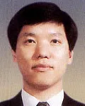 판사, (전직)사법공무원인 이영진의 대표 이미지