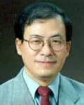 대학교수인 정윤희의 대표 이미지