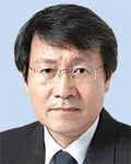 출판인, (전직)기자인 이재호의 대표 이미지