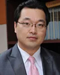 변호사인 이준호의 대표 이미지