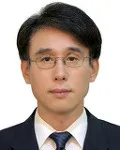 건축가, 사회복지사인 홍사엽의 대표 이미지