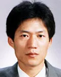 대학교수인 김정태의 대표 이미지