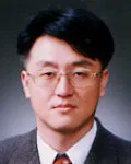 대학교수인 박정현의 대표 이미지