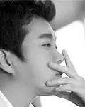 가수인 김도헌의 대표 이미지