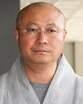 승려인 성호의 대표 이미지
