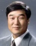 대학교수인 홍성민의 대표 이미지